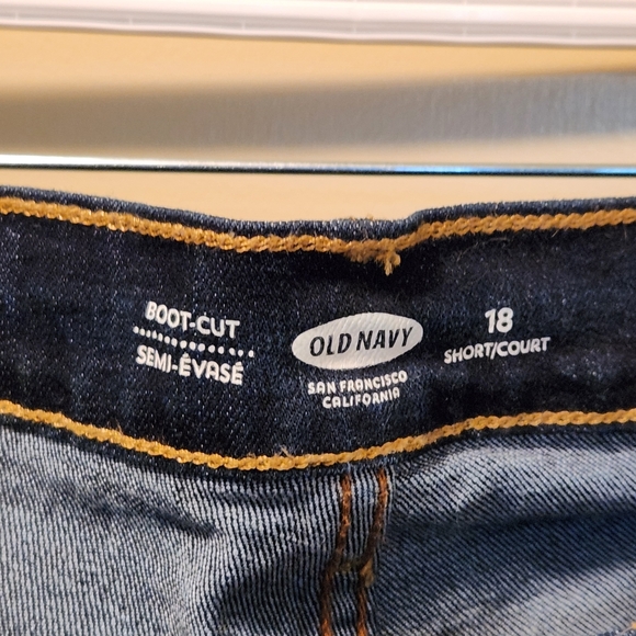 Old Navy Jeans - Picture 3 of 3